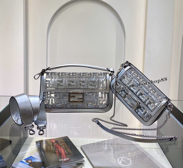 FENDI專櫃精品包包 芬迪Fendi頂級原單2020早春Baguette法棍包 fdzg2603